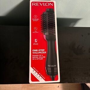 Revlon One-Step Volumizer